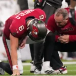 Baker Mayfield Leaves Buccaneers’ Loss to Rams With Injury.